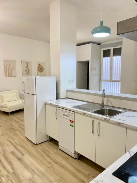 Flamenca Triana - Apartamento Wifi Con 2 Dormitorios 2 Sofas Camas 2 Banos เซบีญา ภายนอก รูปภาพ